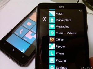 HTC HD7 Front App List